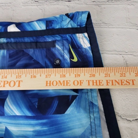 Nike Mens Abstract Blue Volley Swim Trunks XL‎ EUC - Picture 6 of 9